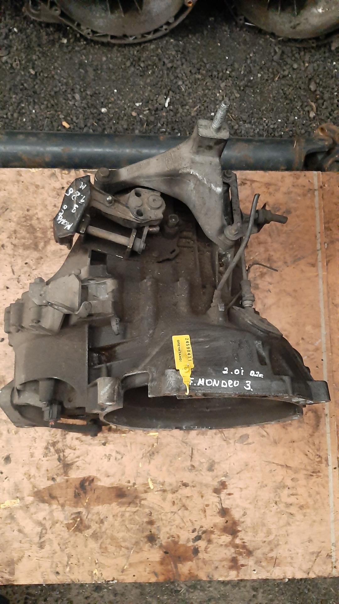 КПП механическая (МКПП) Ford Mondeo 3 поколение 2002, 2.0 л., бензин, МКПП, IS7R7F096 - фото №1