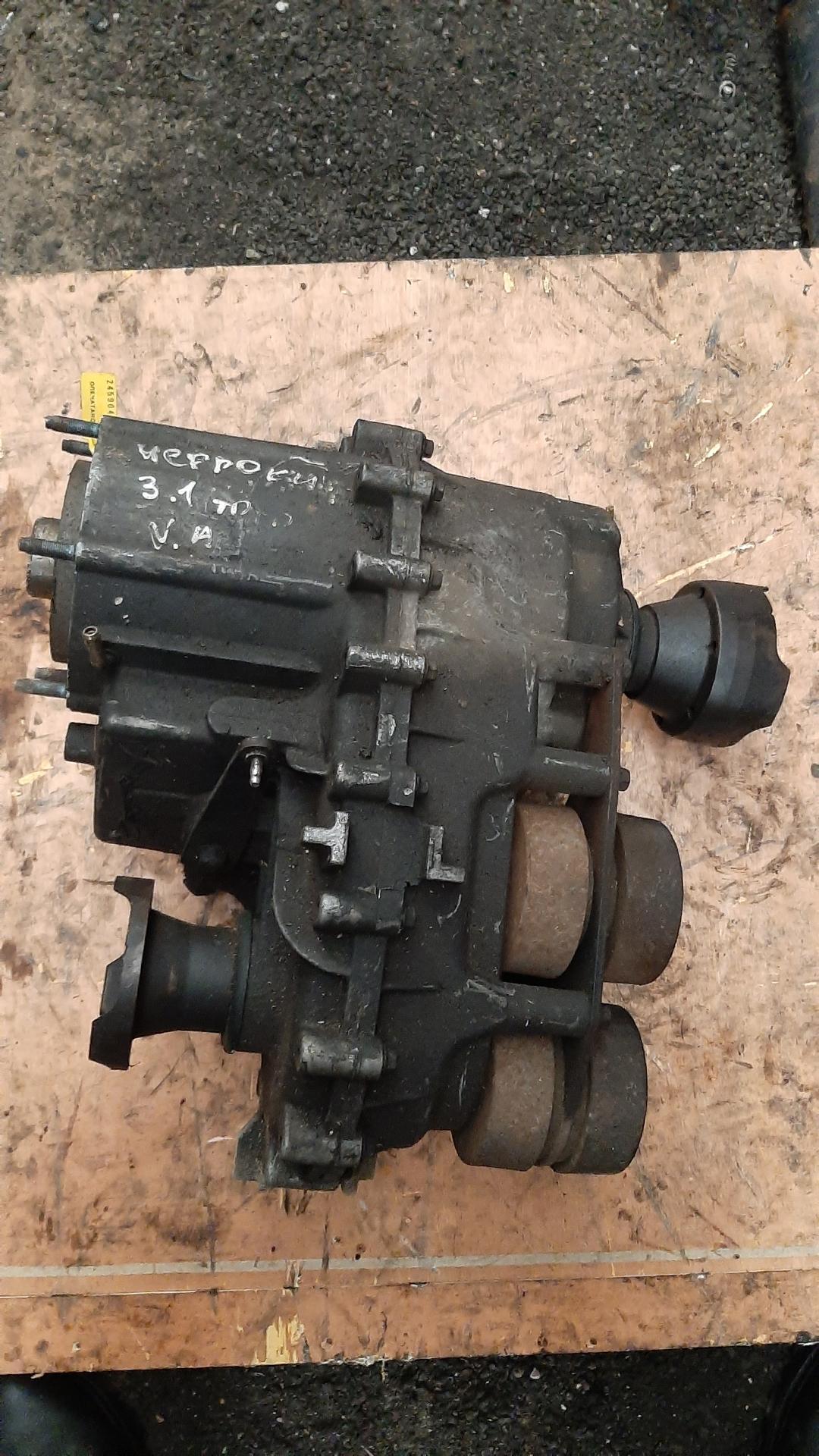 раздаточная коробка Jeep Grand Cherokee WJ 2002, 3.1 л., дизель, P52098873AC - фото №1
