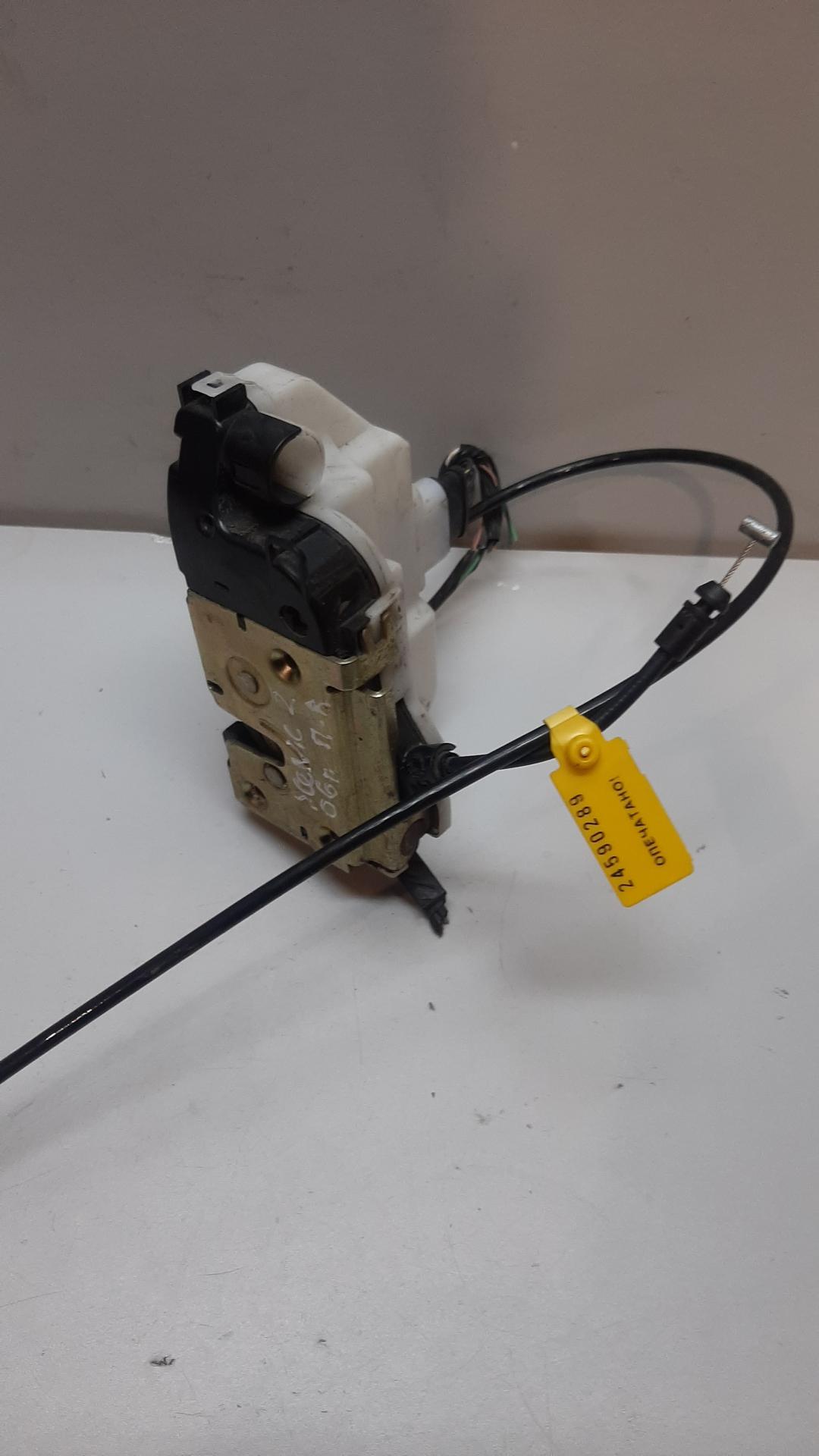 замок двери передней правой Renault Scenic 2 поколение 2006 - фото №1