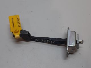 ограничитель открывания двери Nissan NV200 1 поколение 2009