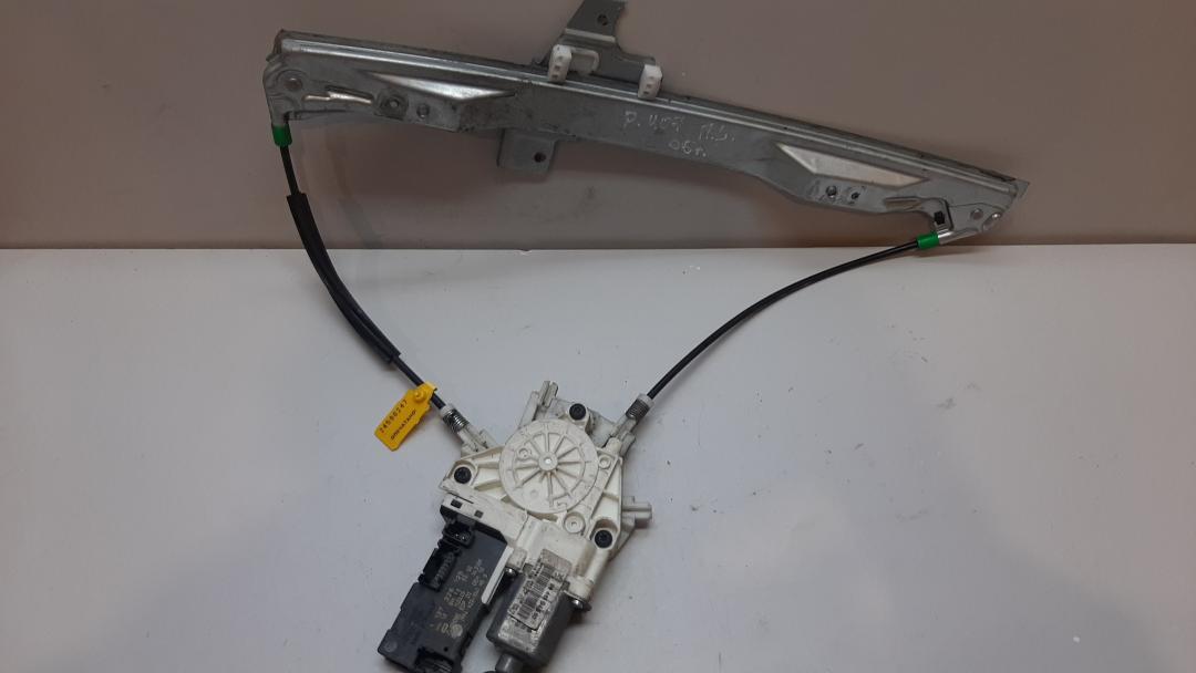стеклоподъемник электрический передний левый Peugeot 407 1 поколение 2004, 9646594580 - фото №1