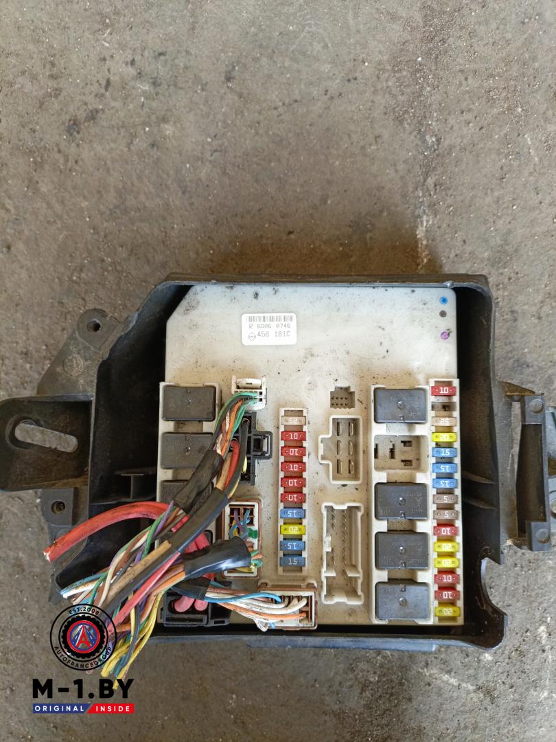 блок комфорта Renault Clio 3 поколение (2005 - 2009), 456181S, R6D060746 - фото №1