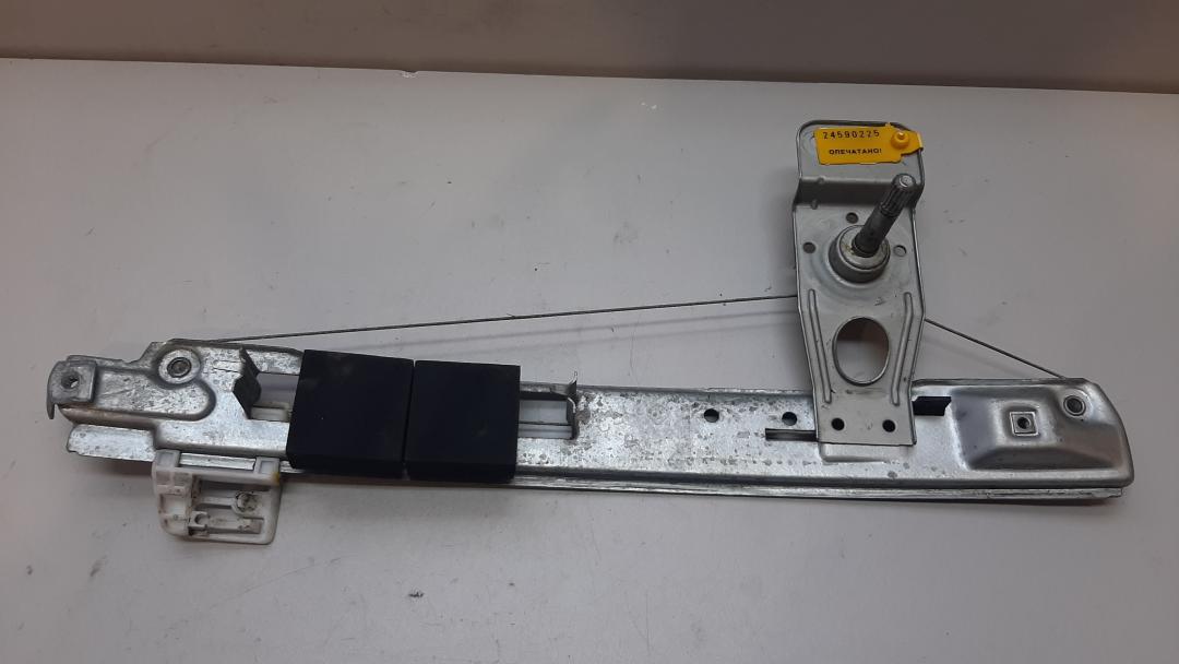 стеклоподъемник задний правый Renault Clio 3 поколение 2005, 8200028073 - фото №1