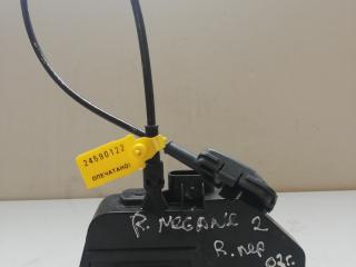 замок двери передней правой Renault Megane 2 поколение 2004