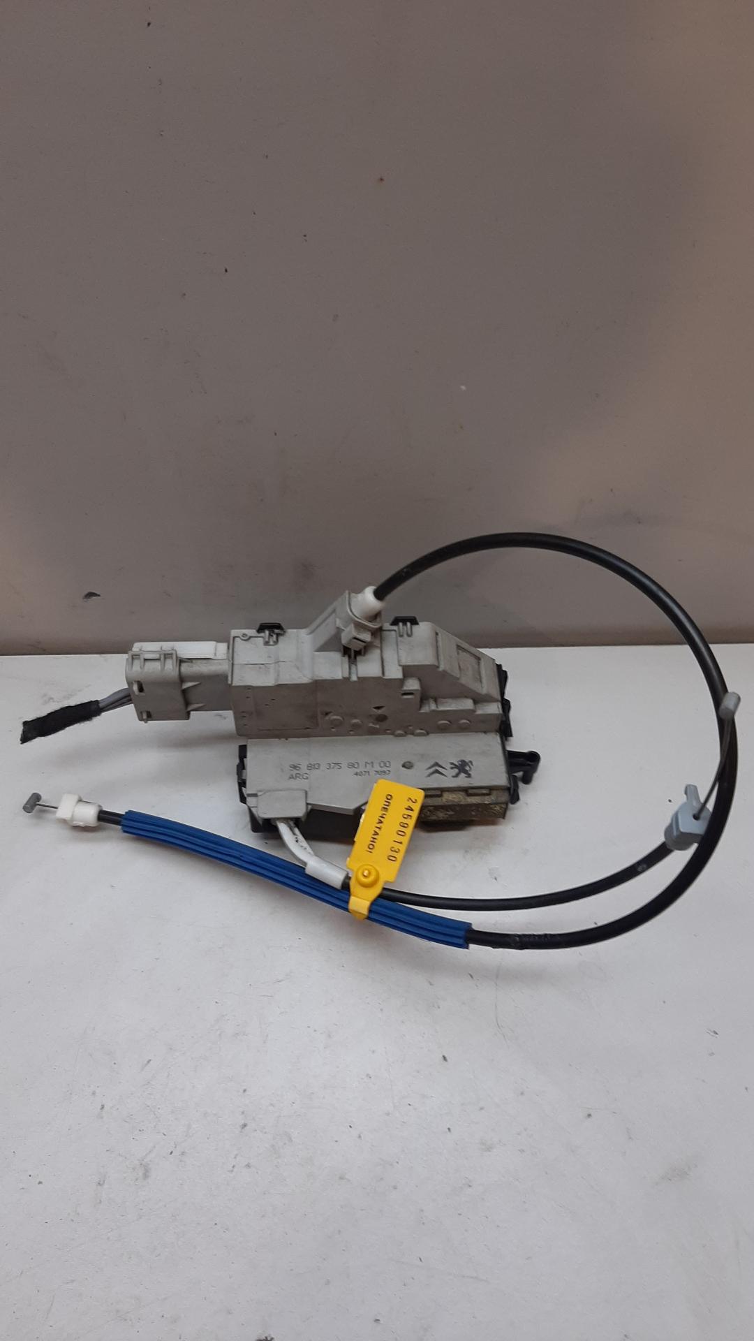 замок двери задней левой Peugeot 407 1 поколение 2005, 9681337580 - фото №1