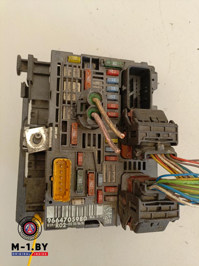 блок предохранителей Citroen C5 2 поколение (2008 - 2017), 9664705980 - фото №1