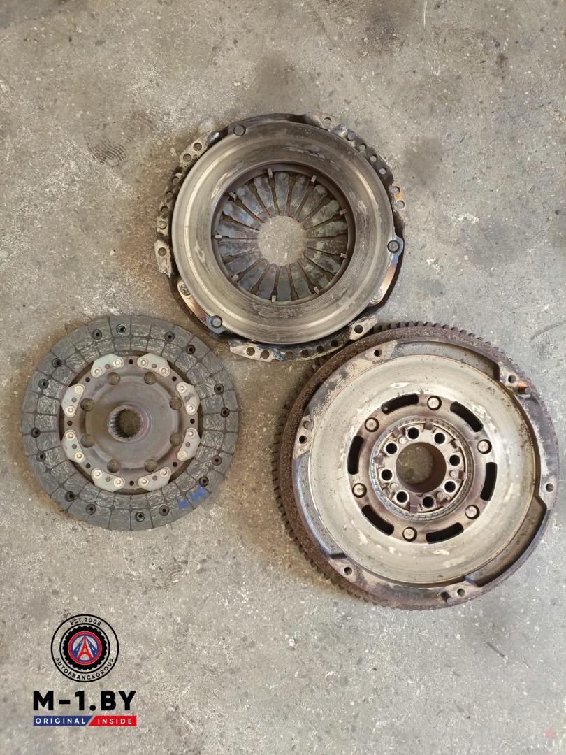 комплект сцепления Toyota Avensis 2 поколение (T250) (2003 - 2006), 2.0 л., дизель - фото №1
