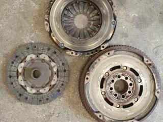 комплект сцепления Toyota Avensis 2 поколение (T250) (2003 - 2006), 2.0 л., дизель