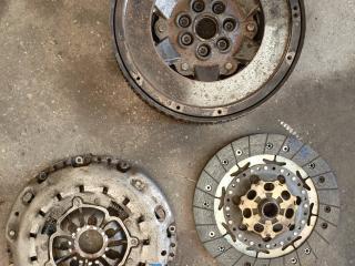 комплект сцепления Renault Megane 2 поколение (2002 - 2006), 1.9 л., дизель, 8200253278