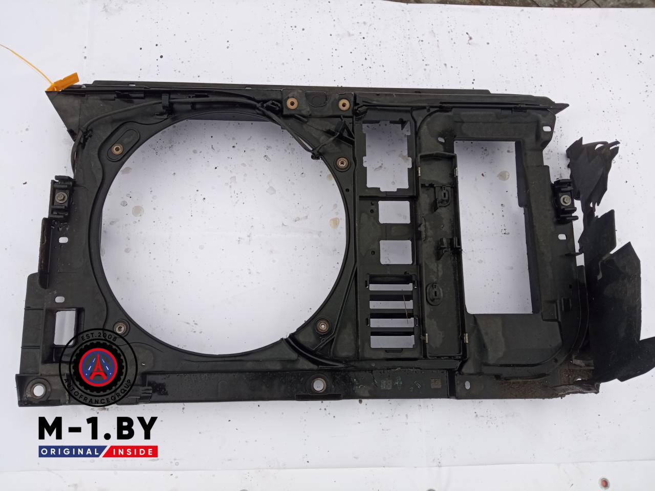 диффузор вентилятора Renault Laguna 2 поколение (2001 - 2005), 1.6 л., бензин, универсал - фото №1