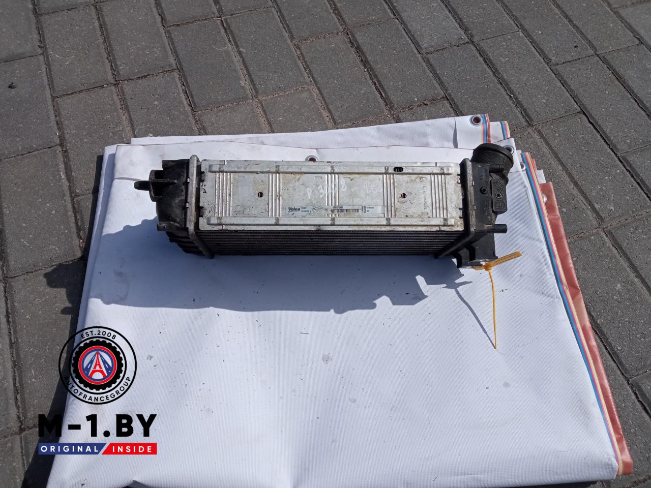 интеркулер Peugeot 3008 1 поколение (2010 - 2013), 1.6 л., дизель - фото №1