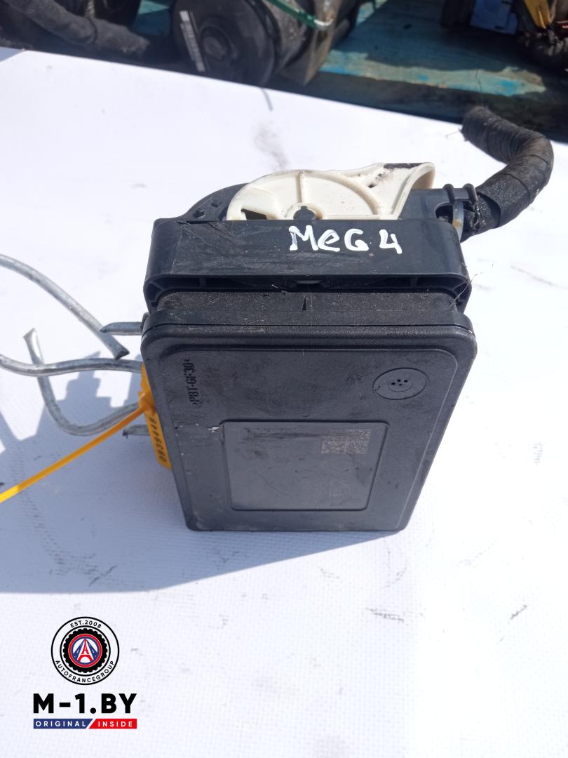 блок ABS Renault Megane 4 поколение (2016 - 2020) - фото №1