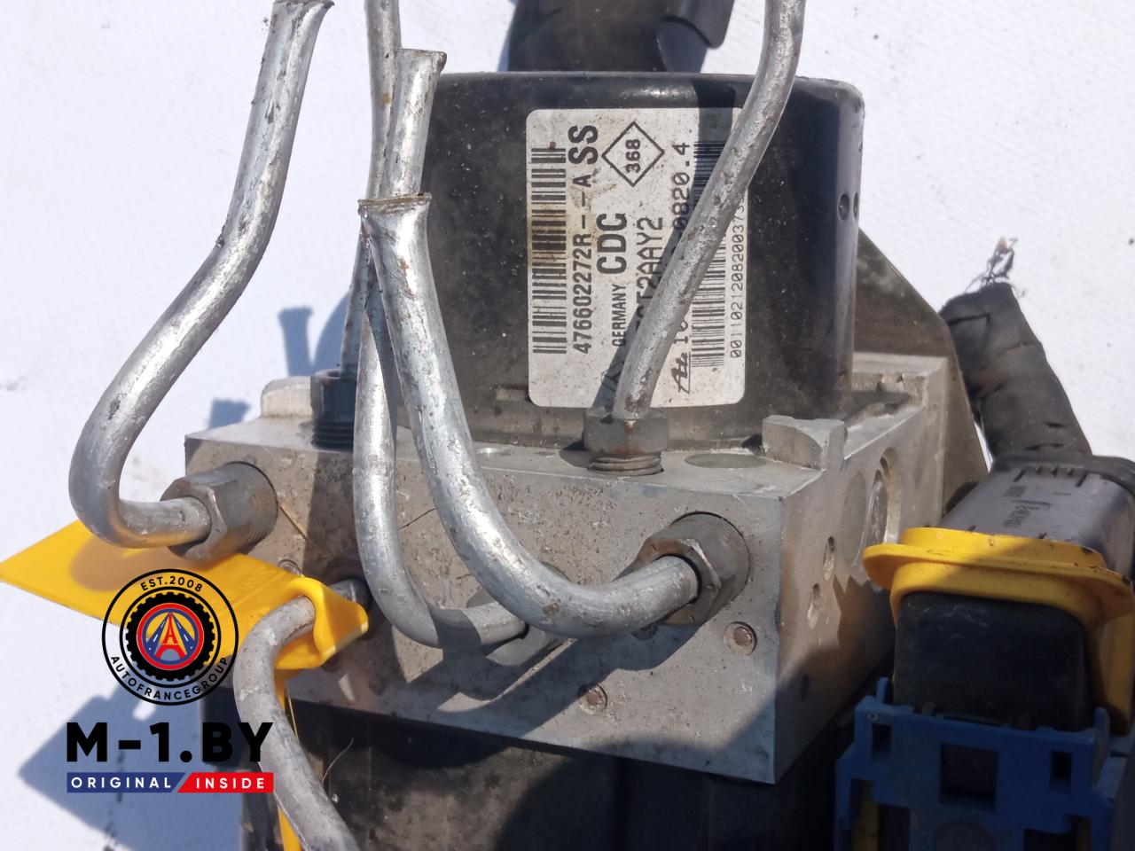 блок ABS Renault Megane 3 поколение (2008 - 2014), 476602272R - фото №1