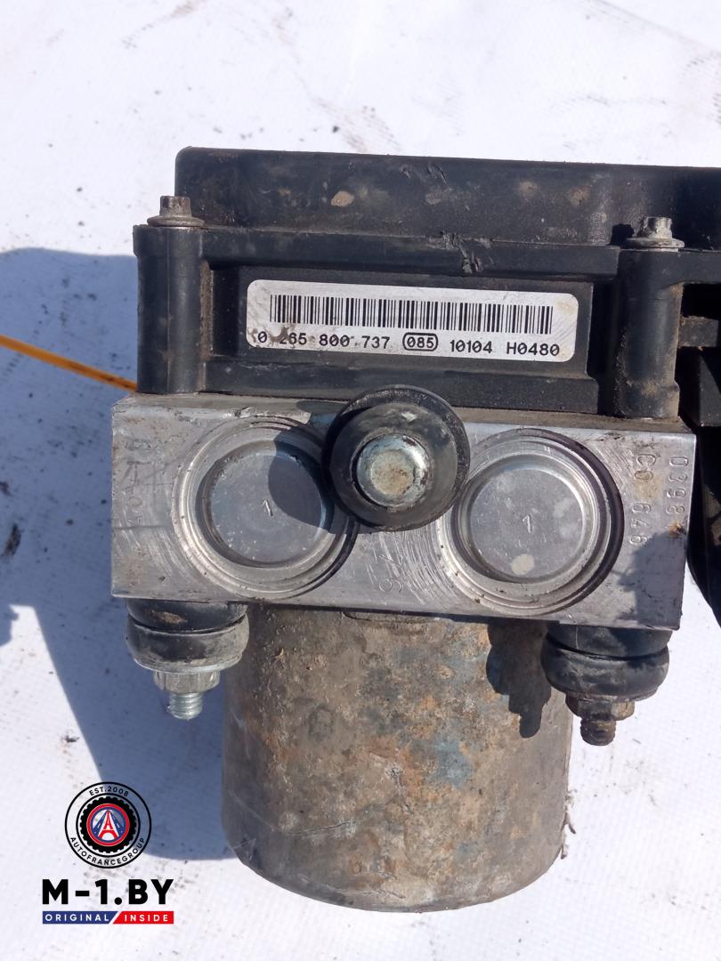 блок ABS Renault Master 3 поколение 2014, 265800737 - фото №1