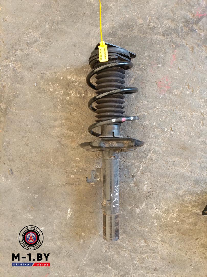 стойка передняя левая Renault Megane 4 поколение (2016 - 2020), 1.5 л., дизель, 543025418R - фото №1