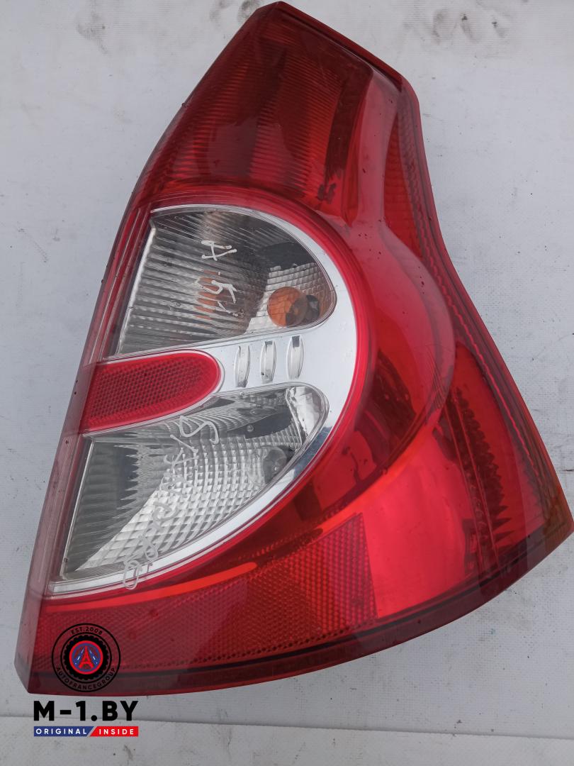 фонарь задний правый Renault Sandero 1 поколение (2009 - 2014) - фото №1