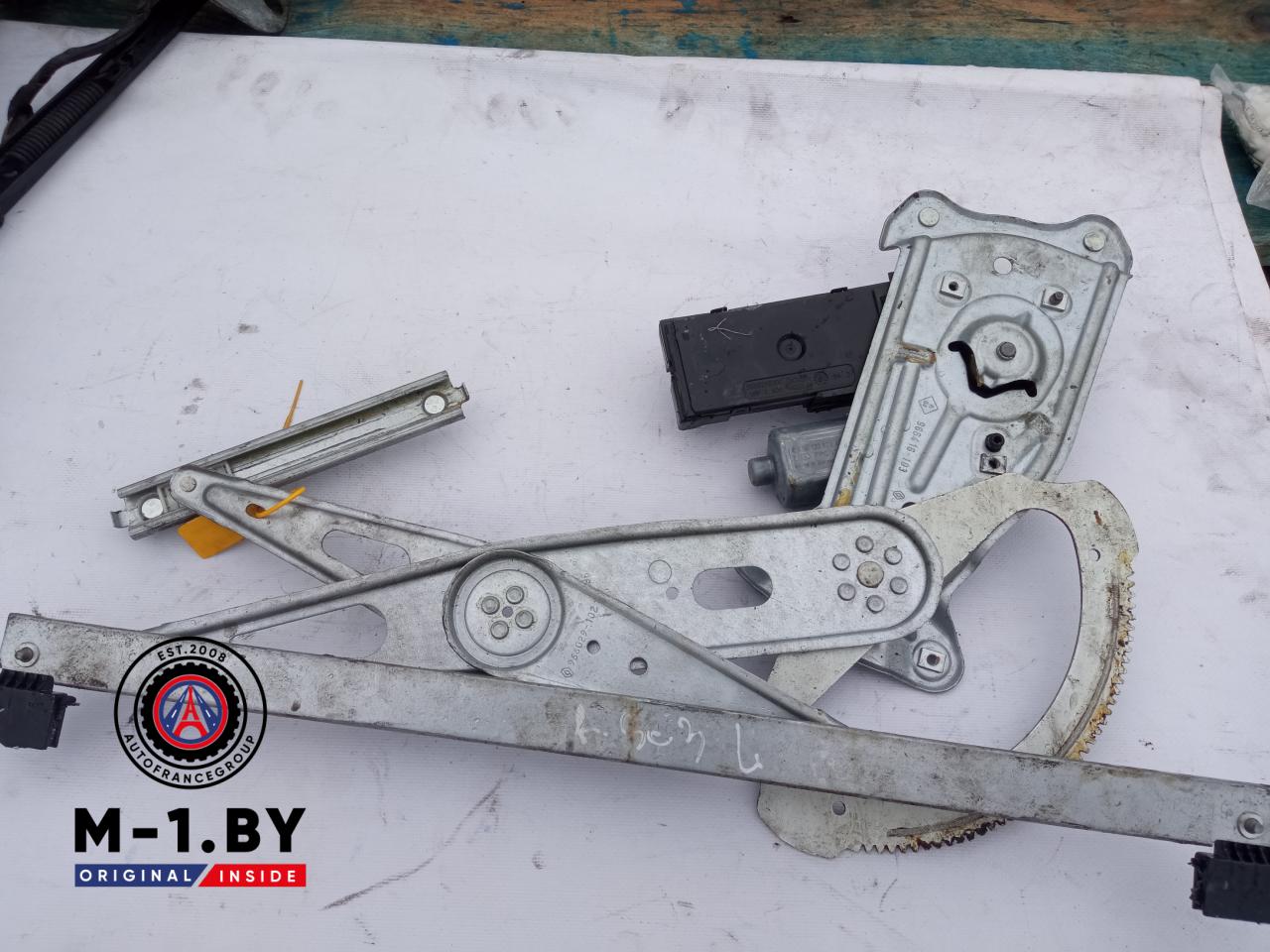 стеклоподъемник передний левый Renault Scenic 3 поколение (2009 - 2012), 80731105OR - фото №1