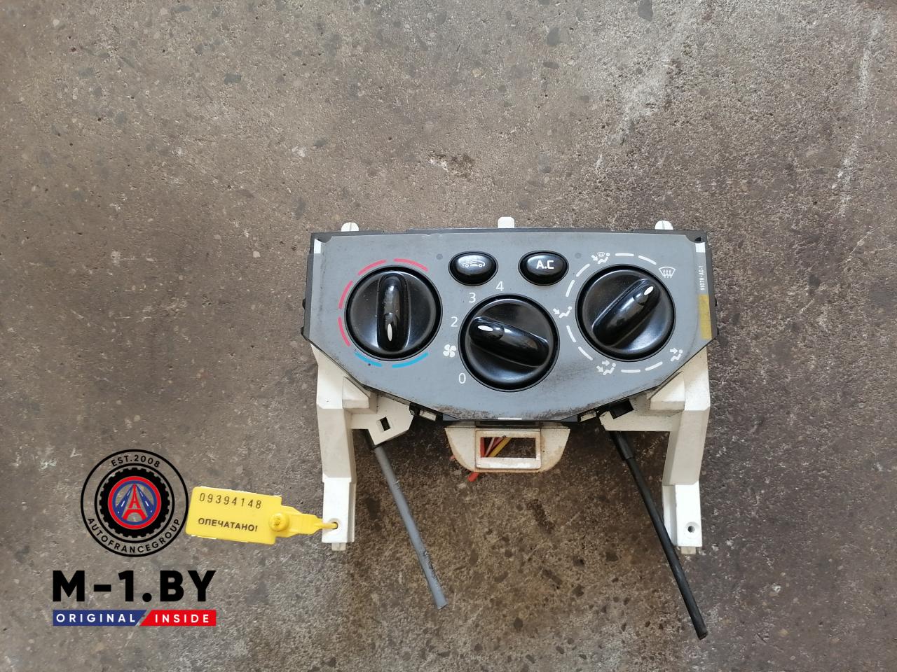 блок управления печки / климат-контроля Renault Trafic 2 поколение (2001 - 2006) - фото №1