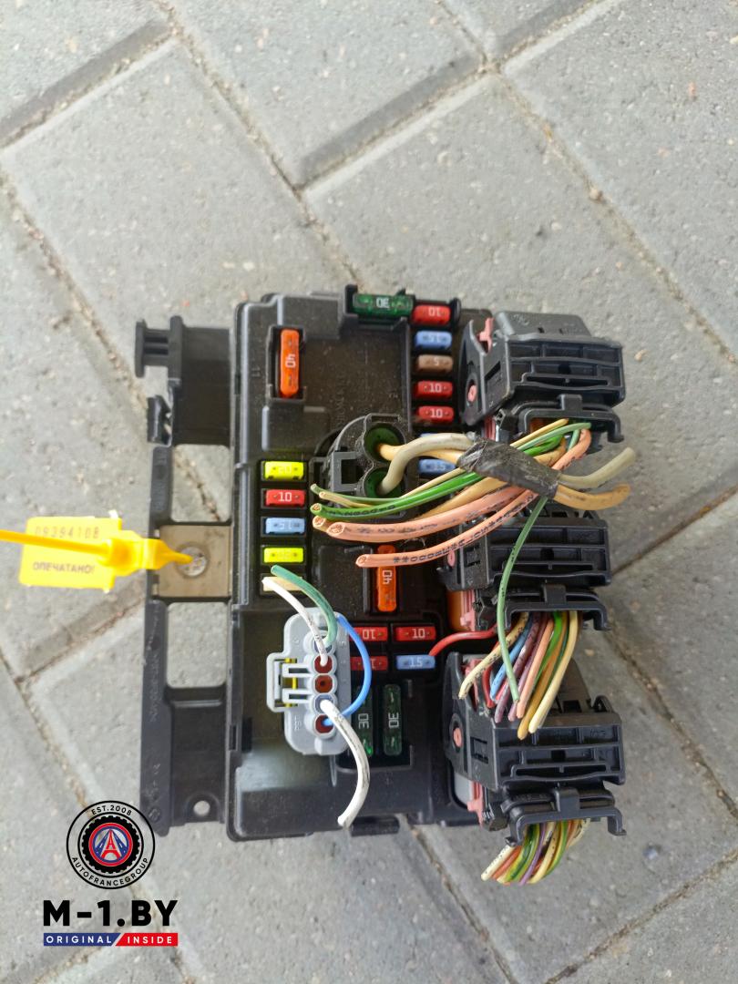 блок предохранителей Peugeot 207 1 поколение (2006 - 2009), 9667199780, BSMR09 - фото №1