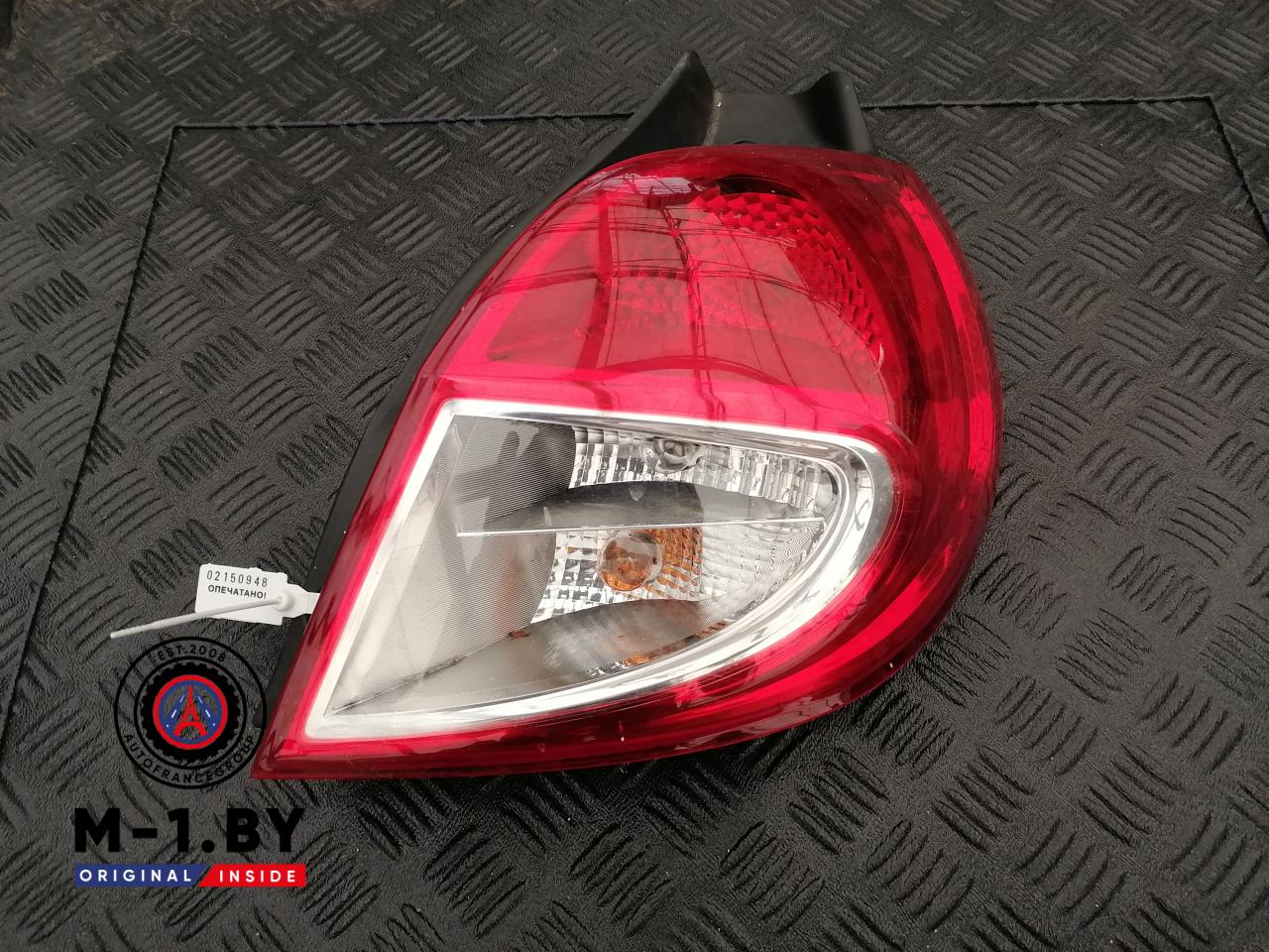 фонарь задний правый Renault Clio 3 поколение (2005 - 2009), 8200886946, 26110202 - фото №1