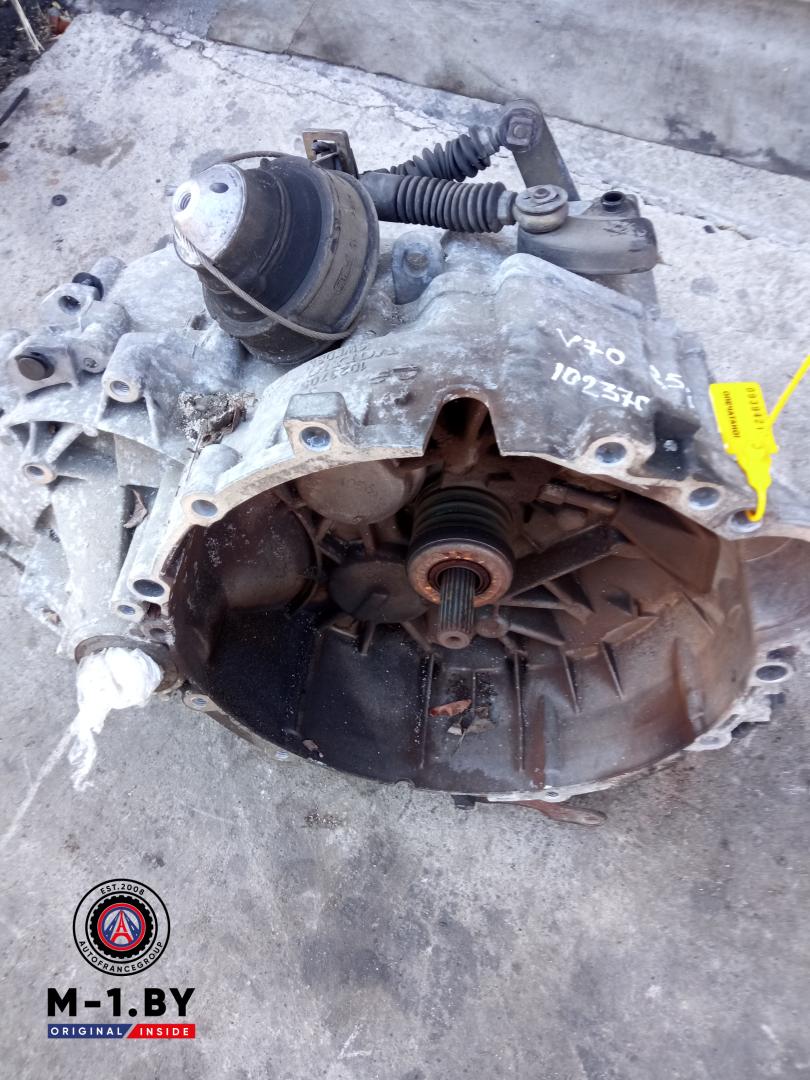КПП механическая (МКПП) Volvo V70 2 поколение (2000 - 2005), 2.5 л., 1023705 - фото №1