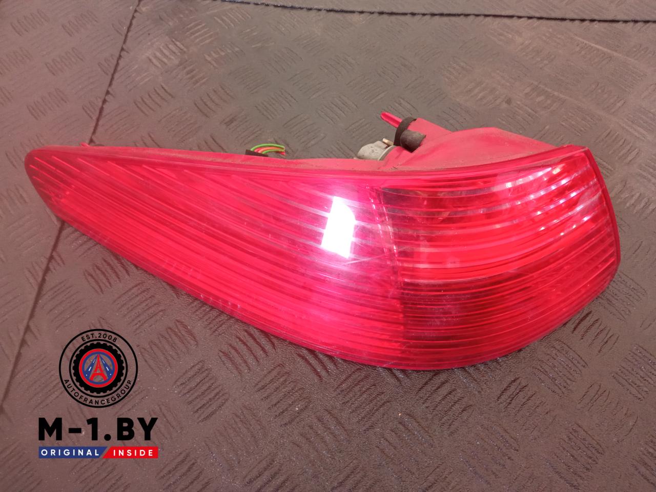 фонарь задний левый Peugeot 607 1 поколение (2000 - 2004) - фото №1