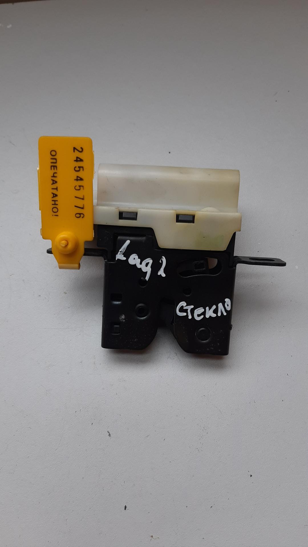 замок багажника Renault Laguna 2 поколение 2003, 1.9 л., дизель, универсал, 8200000894 - фото №1