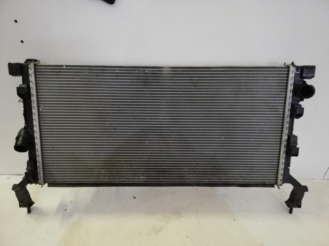 радиатор (основной) Renault Laguna 3 поколение 2007, 214000003RA - фото №1