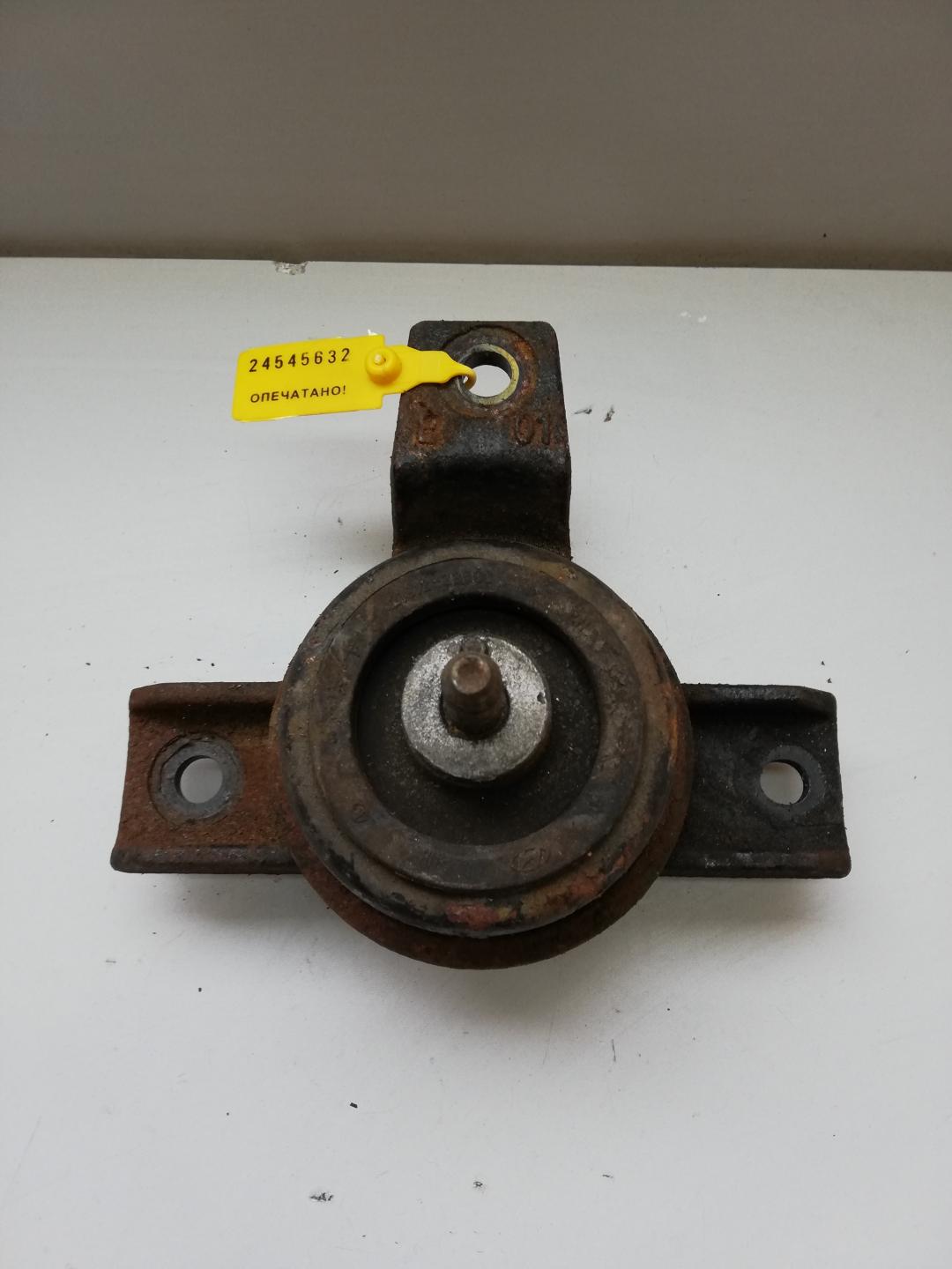 подушка крепления двигателя Hyundai ix55 1 поколение 2010, 3.0 л., дизель, 21812-2B500 - фото №1