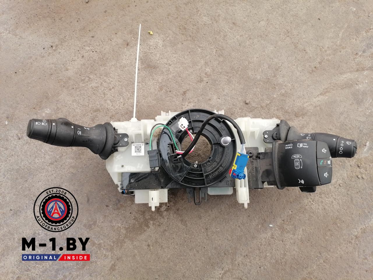 переключатель подрулевой (стрекоза) Renault Megane 3 поколение (2008 - 2014), 255520014R - фото №1