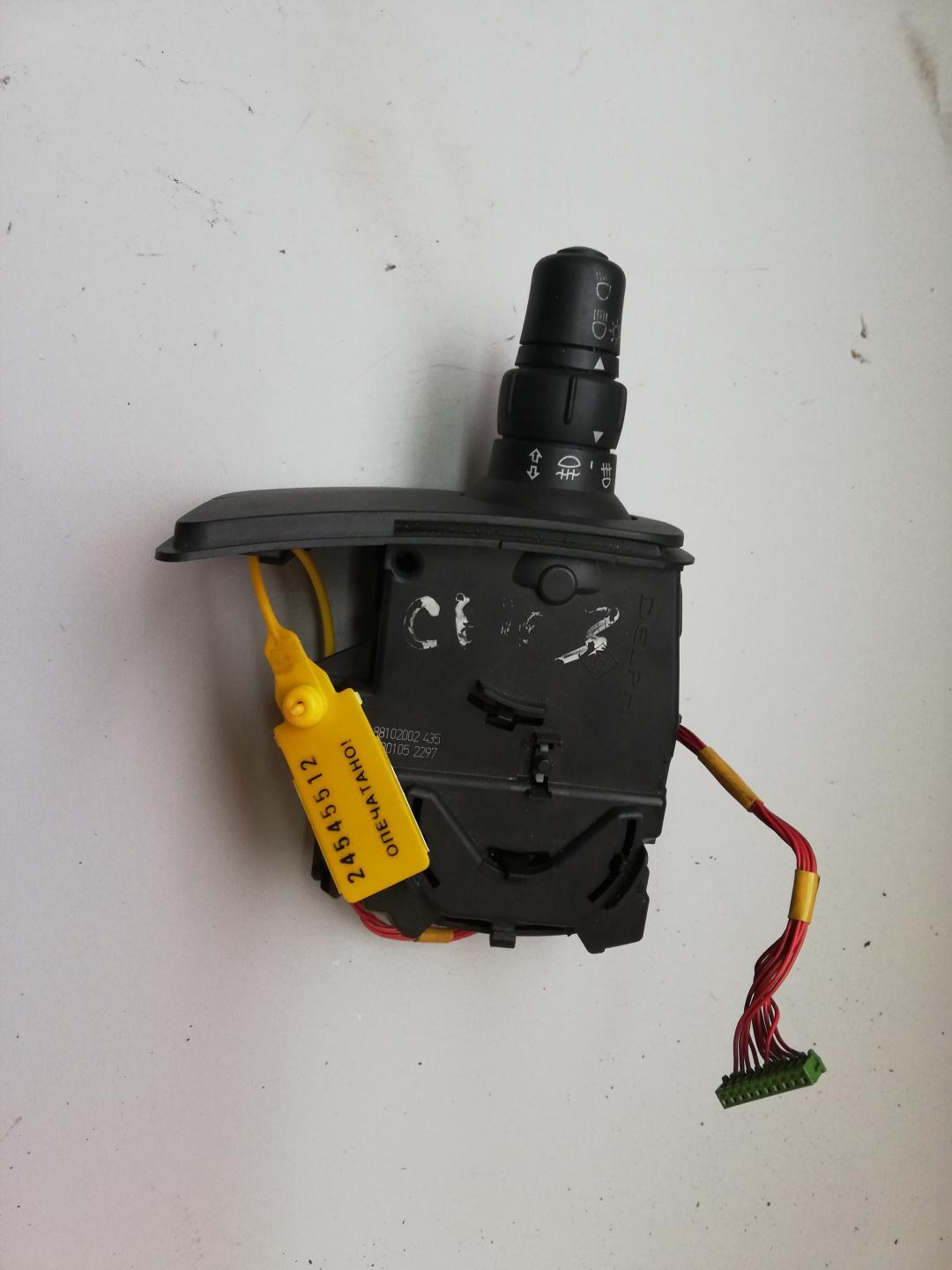 переключатель подрулевой (стрекоза) Renault Clio 3 поколение 2005, 88102002435, 0301052297 - фото №1