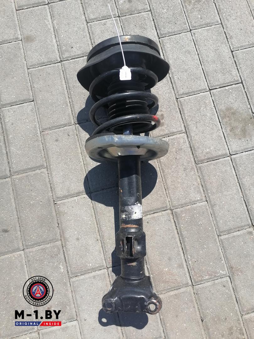 стойка передняя левая Mercedes-Benz C-Класс W203/S203/CL203 (2000 - 2004) - фото №1