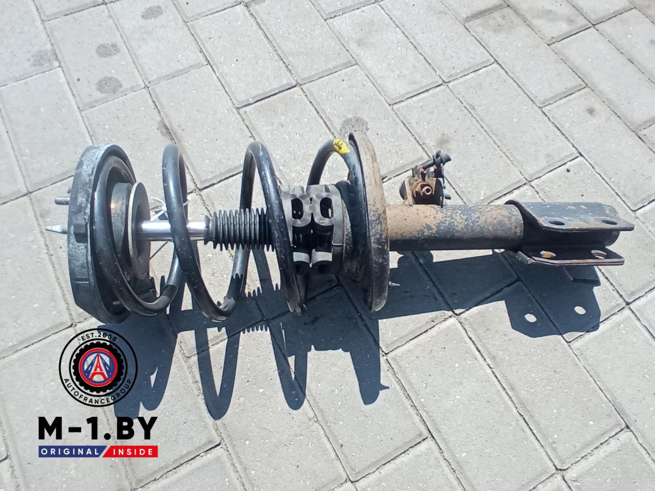 стойка передняя левая Renault Espace 3 поколение (1996 - 2002) - фото №1