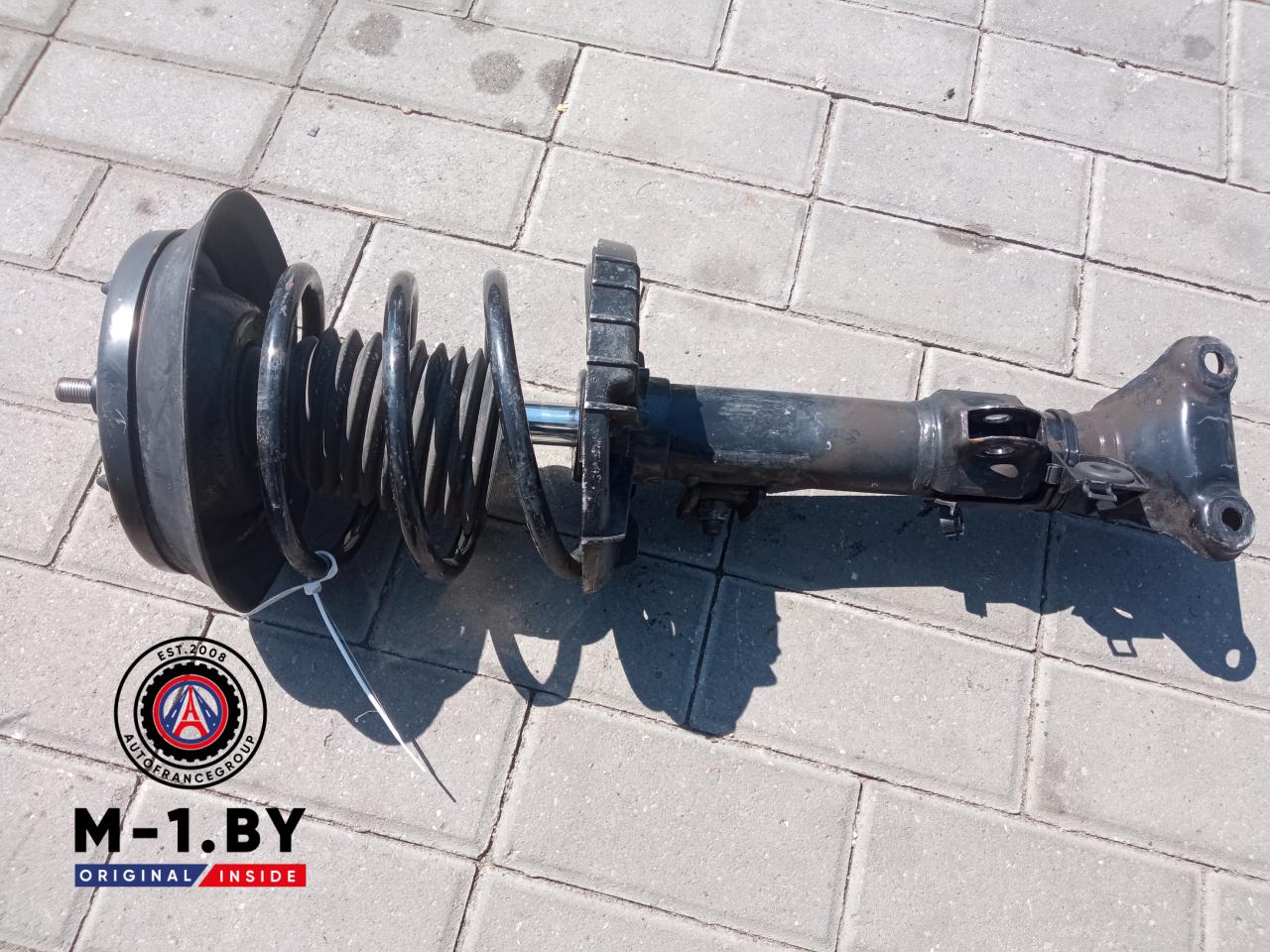 стойка передняя левая Mercedes-Benz C-Класс W203/S203/CL203 (2000 - 2004) - фото №1