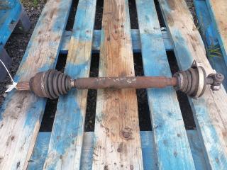 полуось передняя левая (приводной вал, ШРУС) Renault Laguna 2 поколение (2001 - 2005), 1.9 л., дизель