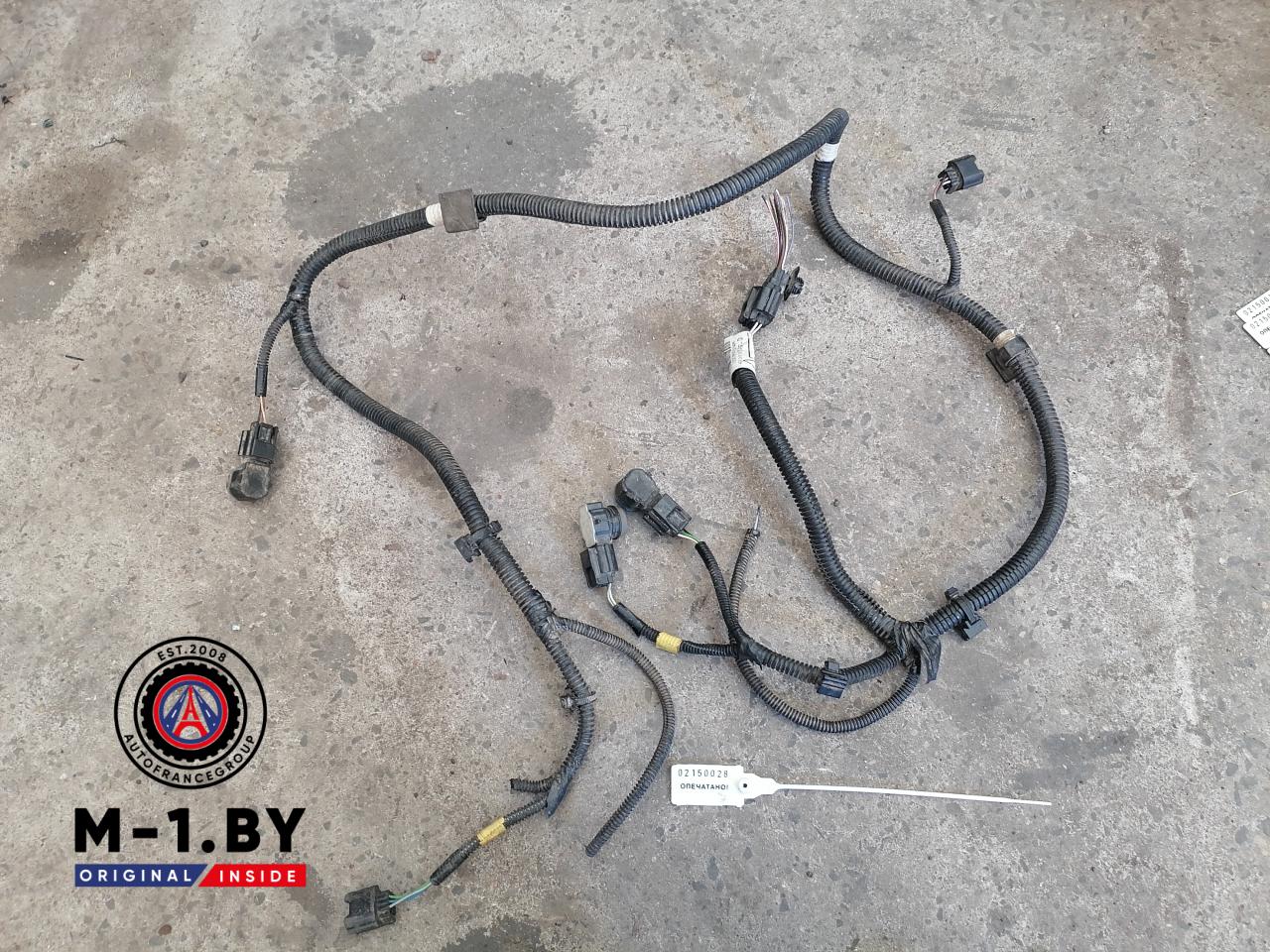 парктроник задний Renault Duster 2 поколение (2021 - 2025), 284384061R, 253A42318R - фото №1