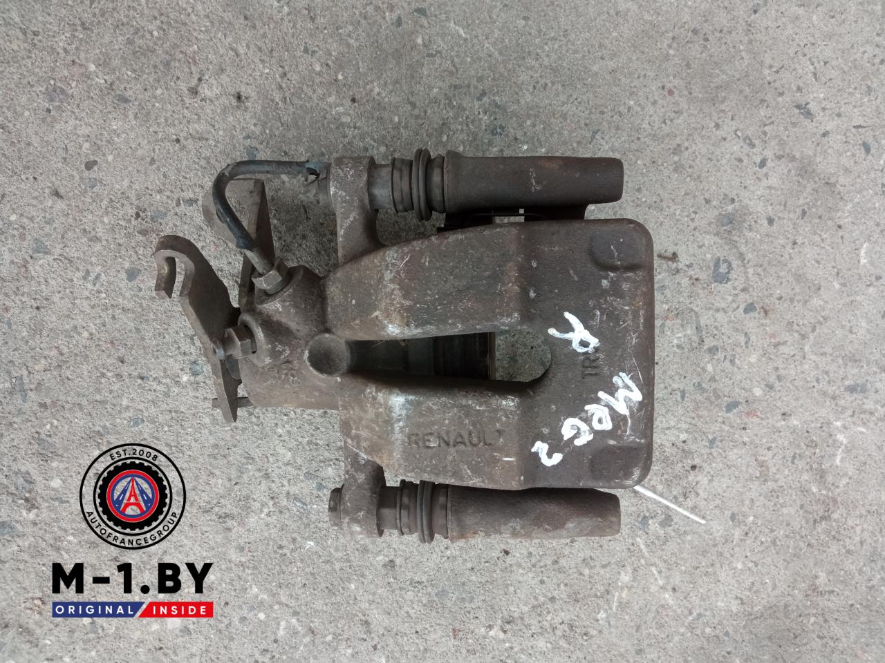 суппорт задний правый Renault Megane 2 поколение (2002 - 2006) - фото №1