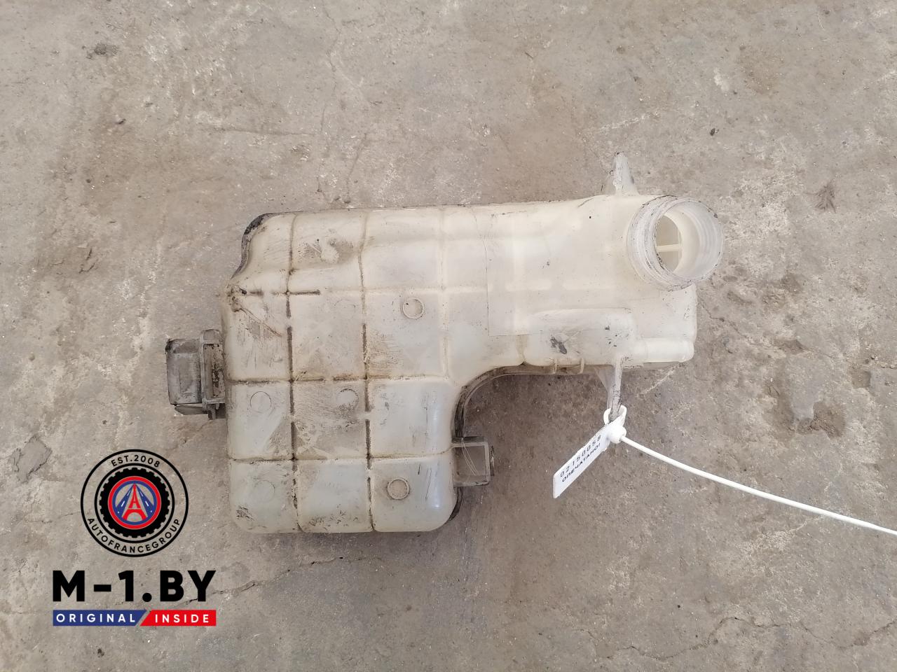 бачок расширительный Renault Laguna 2 поколение (2001 - 2005), 8200544114 - фото №1