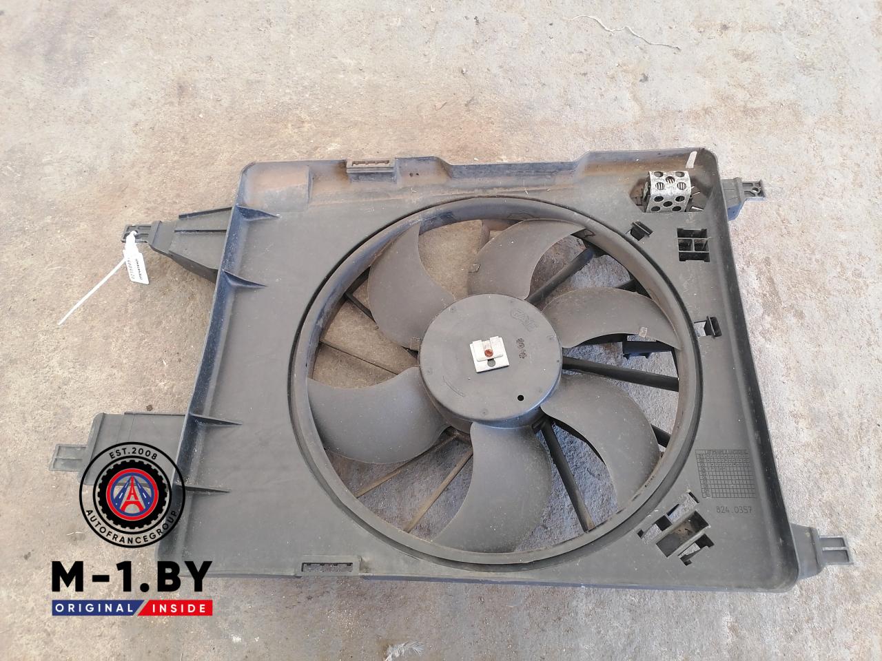 вентилятор радиатора Renault Scenic 2 поколение (2003 - 2006), 1.9 л., дизель, 8200151465 - фото №1