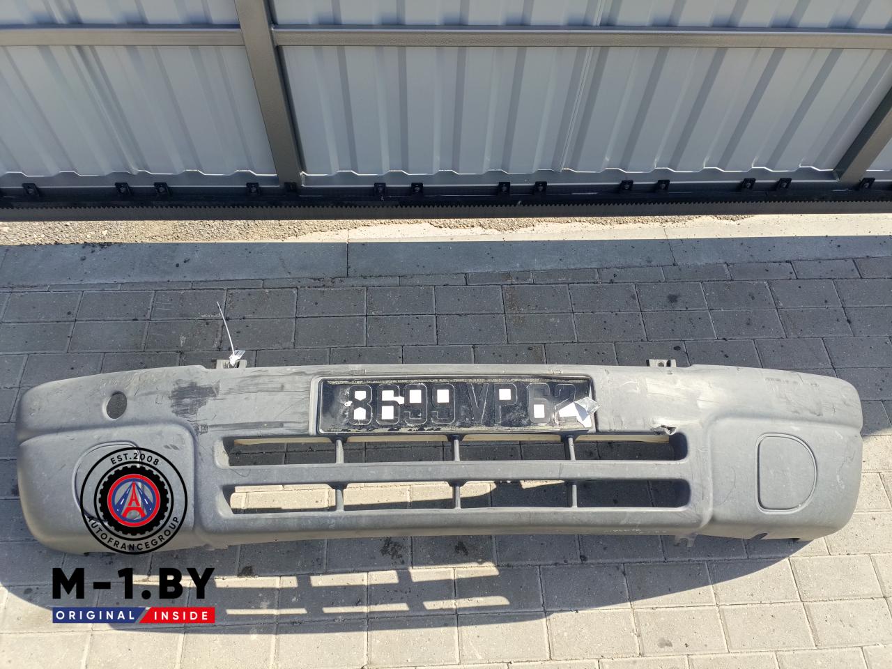 бампер передний Renault Master 2 поколение (1998 - 2003) - фото №1