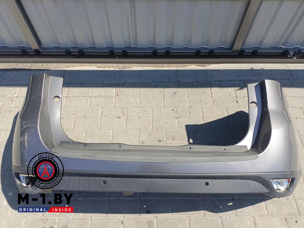 бампер задний Renault Scenic 3 поколение (2009 - 2012) - фото №1
