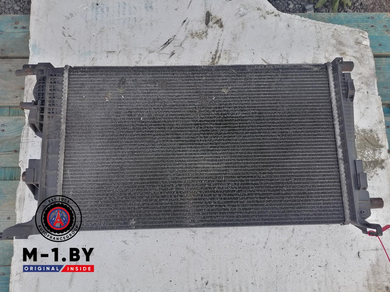 радиатор (основной) Renault Megane 3 поколение (2008 - 2014), 1.5 л., дизель, 214100002R - фото №1