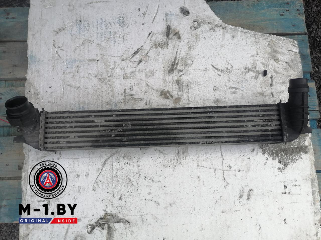 интеркулер Renault Laguna 3 поколение (2007 - 2012), 144610001N - фото №1