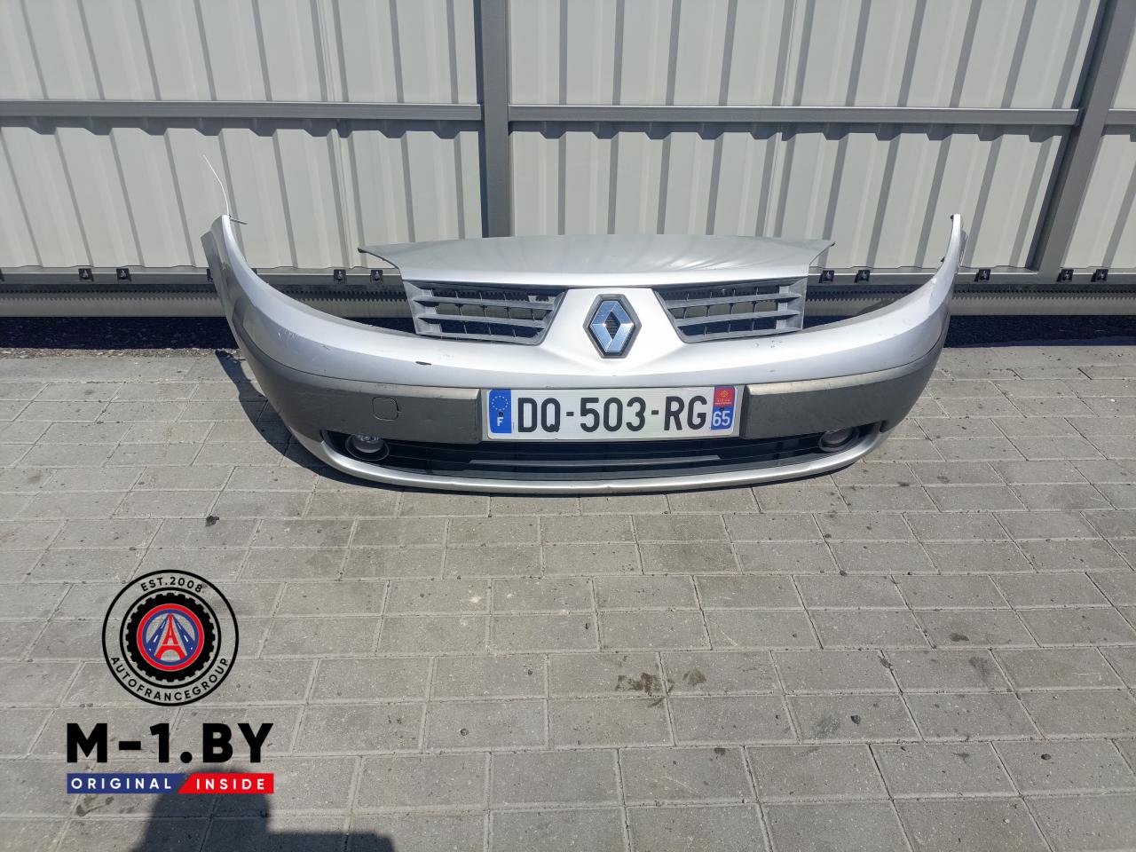 бампер передний Renault Scenic 2 поколение (2003 - 2006) - фото №1