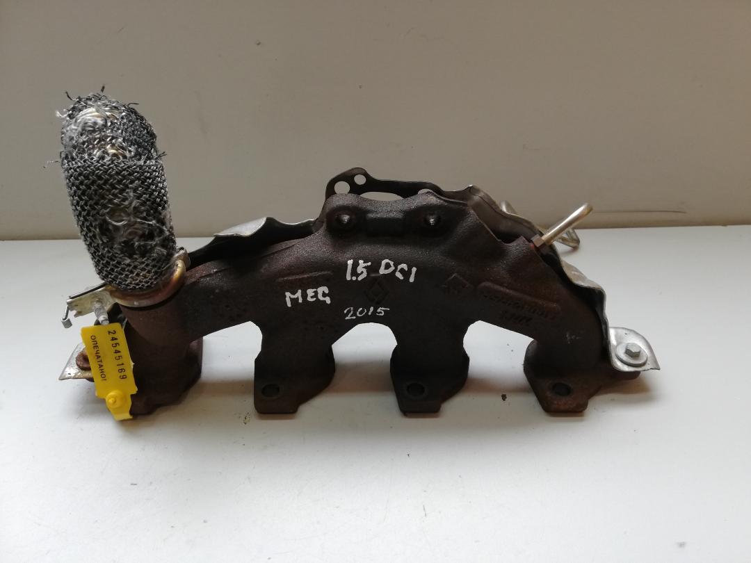 коллектор выпускной Renault Megane 3 поколение 2014, 1.5 л., дизель - фото №1