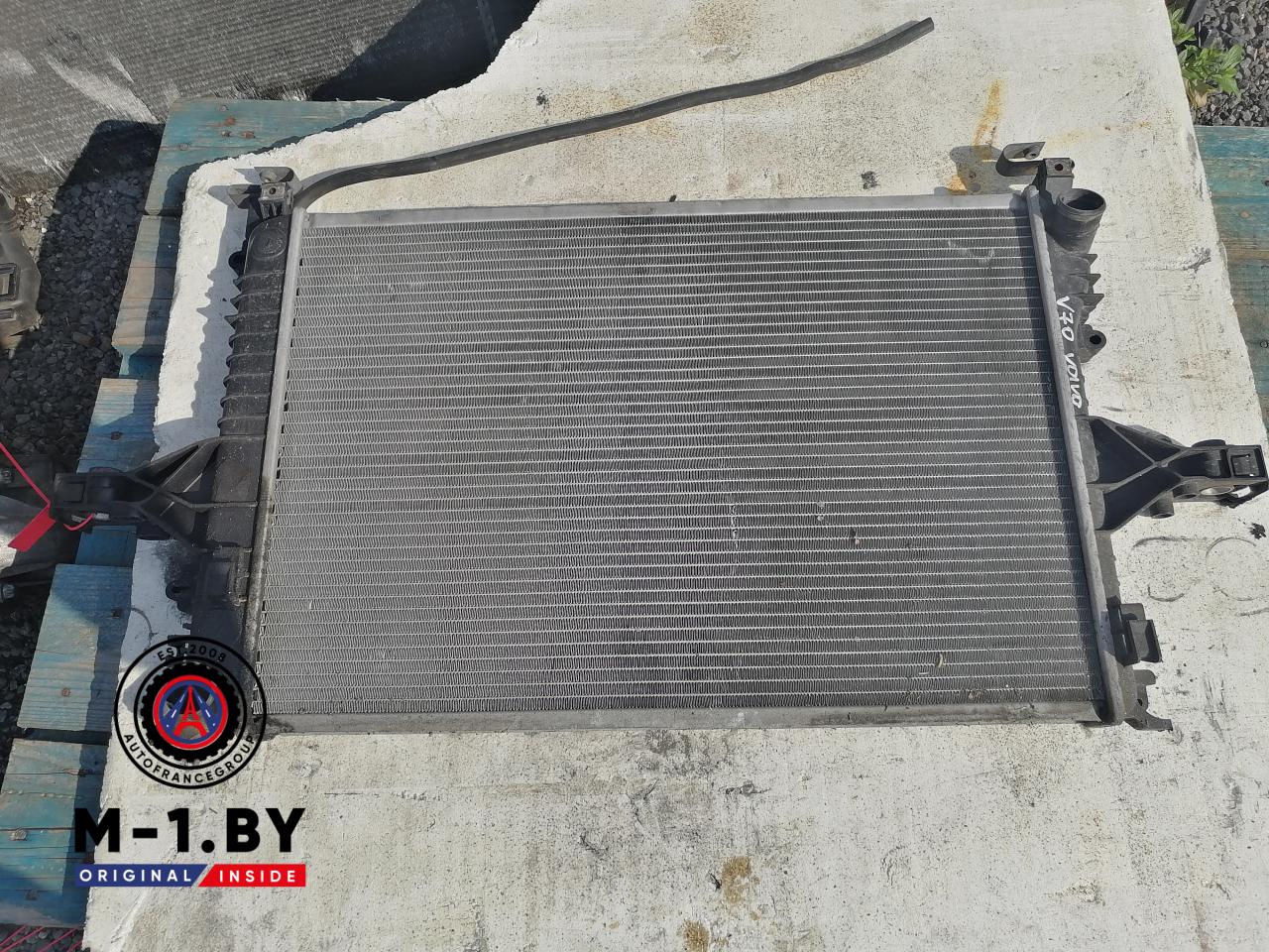 радиатор (основной) Volvo V70 2 поколение (2000 - 2005) - фото №1