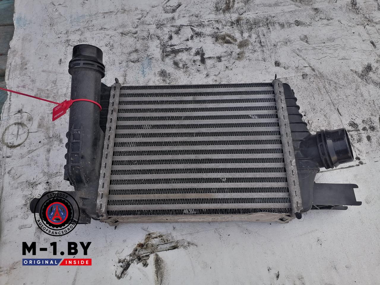 интеркулер Renault Clio 4 поколение (2012 - 2016), 1.5 л., дизель, 144961381R - фото №1