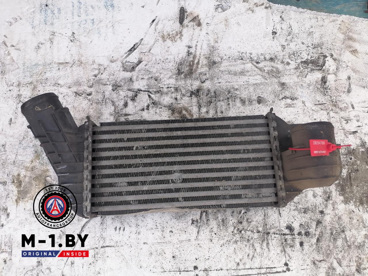 интеркулер Peugeot 3008 1 поколение (2010 - 2013), 9673015780 - фото №1