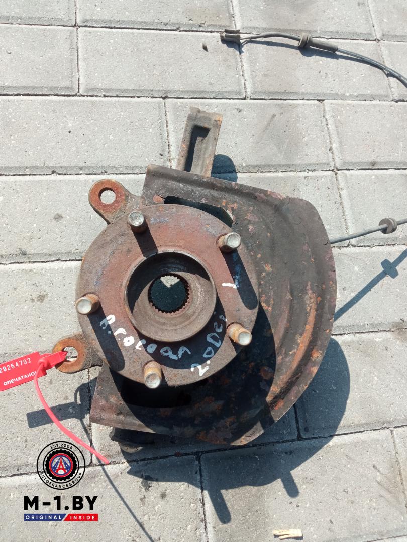 ступица передняя левая Renault Koleos 1 поколение (2008 - 2011), 2.0 л., дизель - фото №1