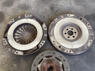 комплект сцепления Toyota Corolla 8 поколение (E110) [рестайлинг] (1999 - 2002), 1.3 л., бензин